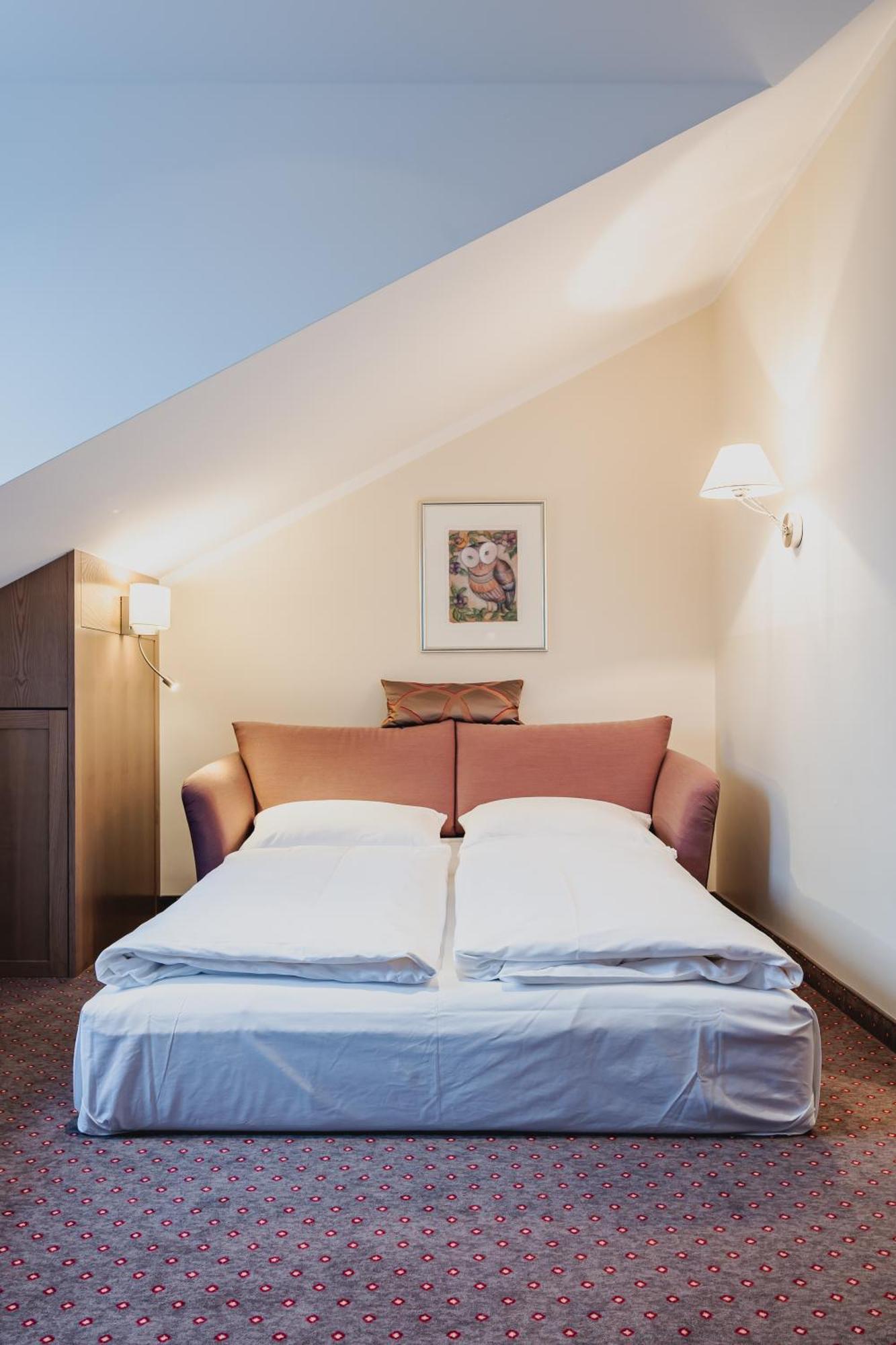 Hotel Hachinger Hof Oberhaching Bagian luar foto