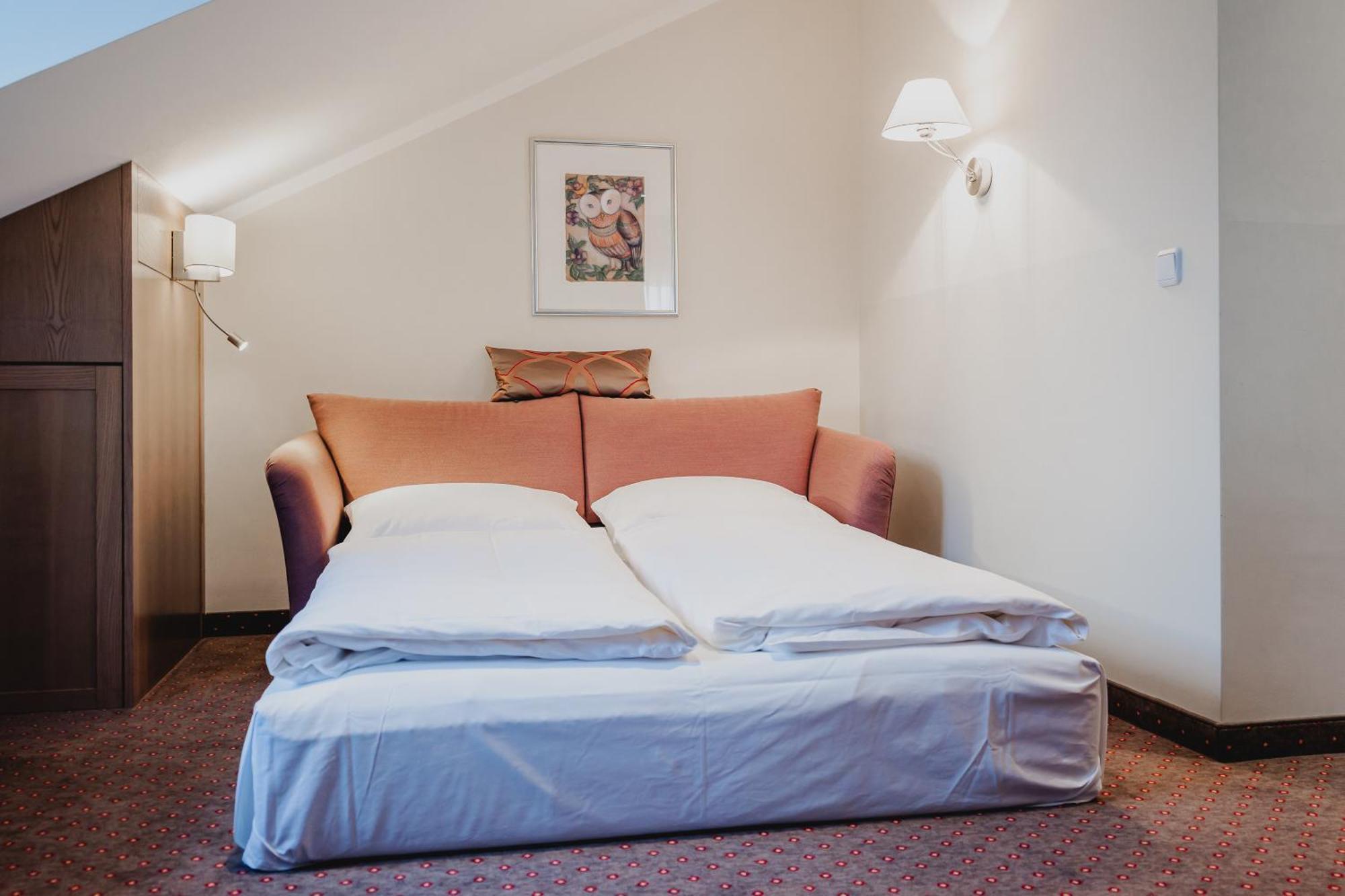 Hotel Hachinger Hof Oberhaching Bagian luar foto