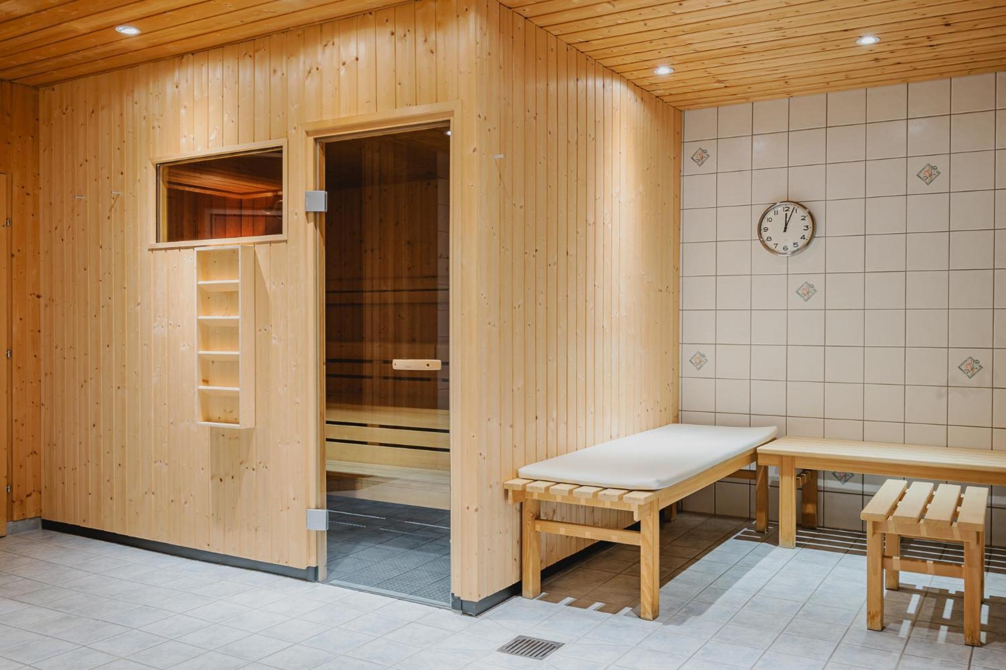 Hotel Hachinger Hof Oberhaching Bagian luar foto