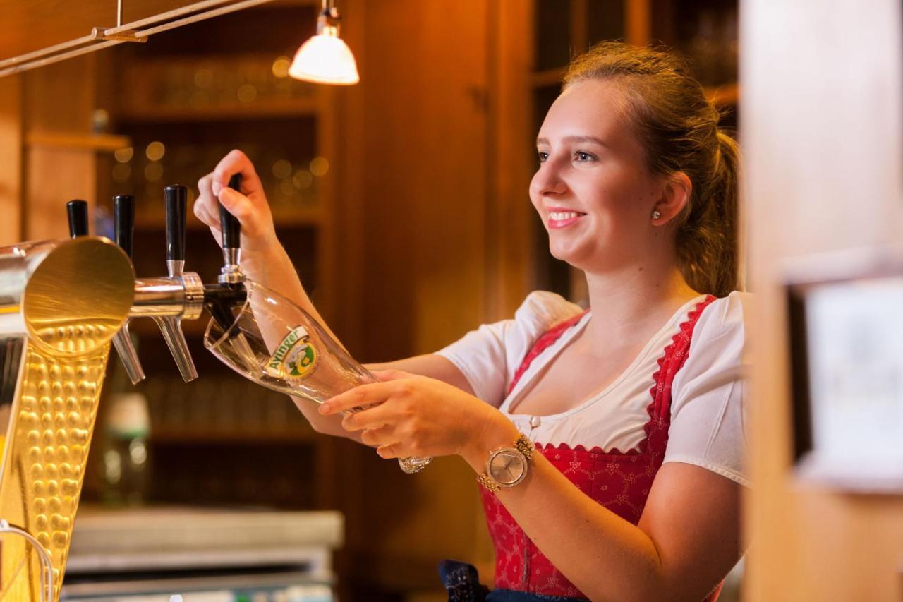 Hotel Hachinger Hof Oberhaching Bagian luar foto